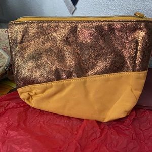 Ipsy makeup bag